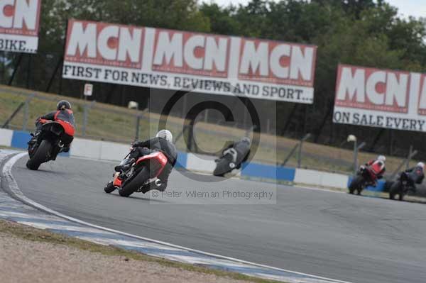 Motorcycle action photographs;Trackday digital images;donington;donington park leicestershire;donington photographs;event digital images;eventdigitalimages;no limits trackday;peter wileman photography;trackday;trackday photos