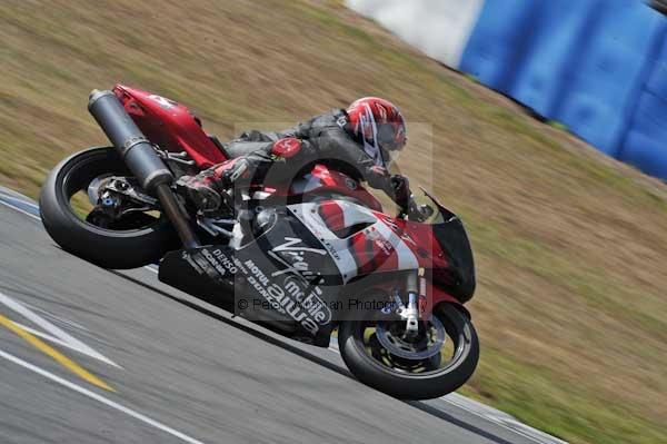 Motorcycle action photographs;Trackday digital images;donington;donington park leicestershire;donington photographs;event digital images;eventdigitalimages;no limits trackday;peter wileman photography;trackday;trackday photos