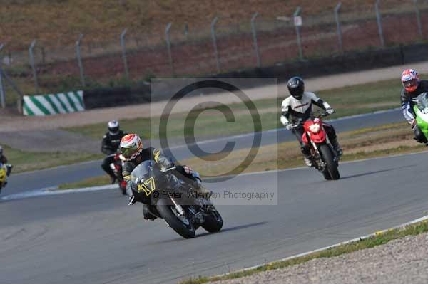 Motorcycle action photographs;Trackday digital images;donington;donington park leicestershire;donington photographs;event digital images;eventdigitalimages;no limits trackday;peter wileman photography;trackday;trackday photos