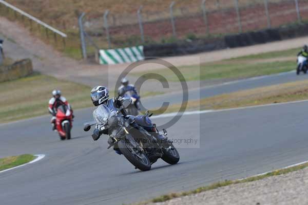 Motorcycle action photographs;Trackday digital images;donington;donington park leicestershire;donington photographs;event digital images;eventdigitalimages;no limits trackday;peter wileman photography;trackday;trackday photos