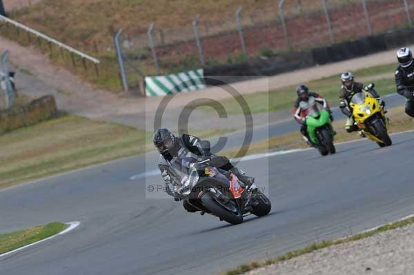 Motorcycle action photographs;Trackday digital images;donington;donington park leicestershire;donington photographs;event digital images;eventdigitalimages;no limits trackday;peter wileman photography;trackday;trackday photos