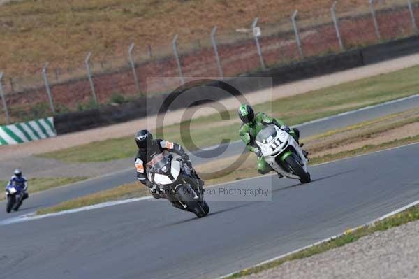 Motorcycle action photographs;Trackday digital images;donington;donington park leicestershire;donington photographs;event digital images;eventdigitalimages;no limits trackday;peter wileman photography;trackday;trackday photos