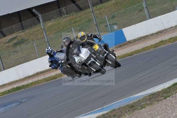 Motorcycle action photographs;Trackday digital images;donington;donington park leicestershire;donington photographs;event digital images;eventdigitalimages;no limits trackday;peter wileman photography;trackday;trackday photos