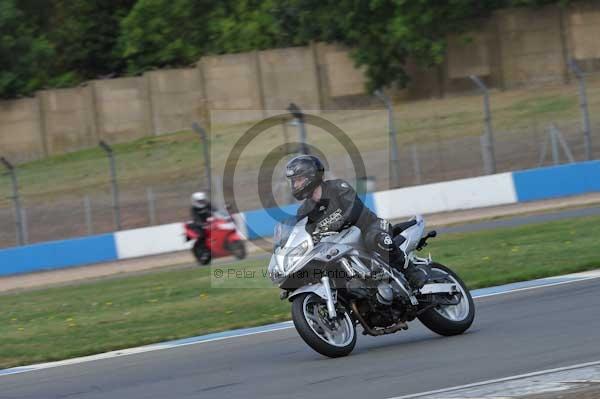 Motorcycle action photographs;Trackday digital images;donington;donington park leicestershire;donington photographs;event digital images;eventdigitalimages;no limits trackday;peter wileman photography;trackday;trackday photos