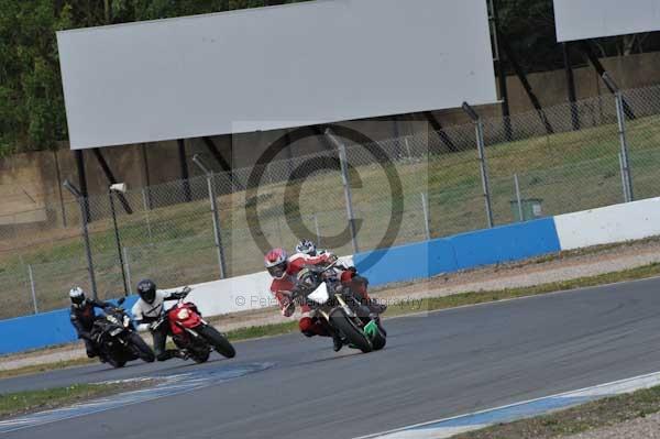 Motorcycle action photographs;Trackday digital images;donington;donington park leicestershire;donington photographs;event digital images;eventdigitalimages;no limits trackday;peter wileman photography;trackday;trackday photos