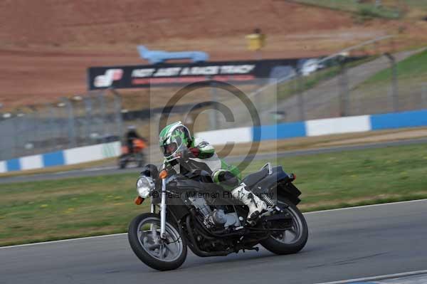 Motorcycle action photographs;Trackday digital images;donington;donington park leicestershire;donington photographs;event digital images;eventdigitalimages;no limits trackday;peter wileman photography;trackday;trackday photos