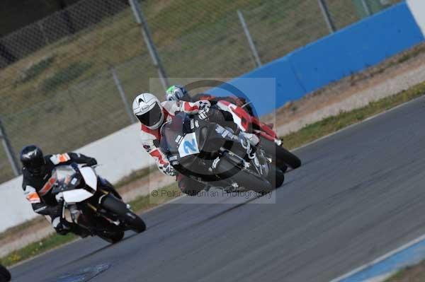 Motorcycle action photographs;Trackday digital images;donington;donington park leicestershire;donington photographs;event digital images;eventdigitalimages;no limits trackday;peter wileman photography;trackday;trackday photos