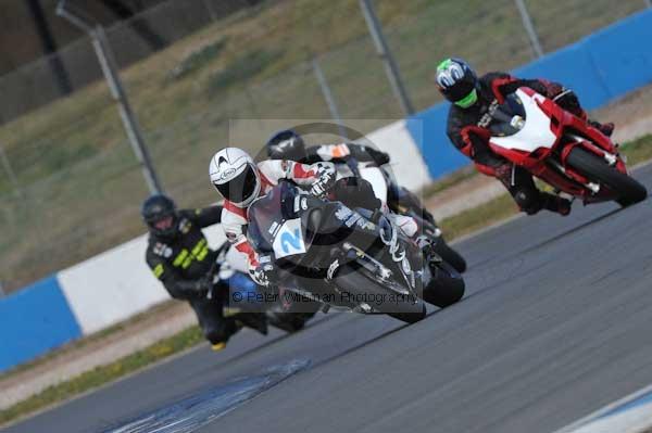 Motorcycle action photographs;Trackday digital images;donington;donington park leicestershire;donington photographs;event digital images;eventdigitalimages;no limits trackday;peter wileman photography;trackday;trackday photos