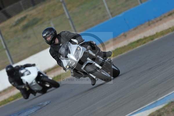 Motorcycle action photographs;Trackday digital images;donington;donington park leicestershire;donington photographs;event digital images;eventdigitalimages;no limits trackday;peter wileman photography;trackday;trackday photos