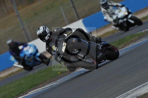 Motorcycle action photographs;Trackday digital images;donington;donington park leicestershire;donington photographs;event digital images;eventdigitalimages;no limits trackday;peter wileman photography;trackday;trackday photos