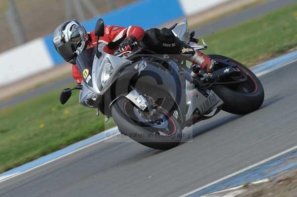 Motorcycle action photographs;Trackday digital images;donington;donington park leicestershire;donington photographs;event digital images;eventdigitalimages;no limits trackday;peter wileman photography;trackday;trackday photos