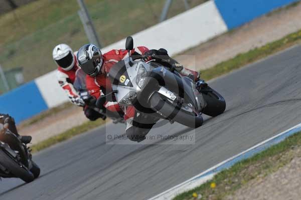 Motorcycle action photographs;Trackday digital images;donington;donington park leicestershire;donington photographs;event digital images;eventdigitalimages;no limits trackday;peter wileman photography;trackday;trackday photos