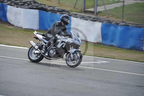 Motorcycle action photographs;Trackday digital images;donington;donington park leicestershire;donington photographs;event digital images;eventdigitalimages;no limits trackday;peter wileman photography;trackday;trackday photos