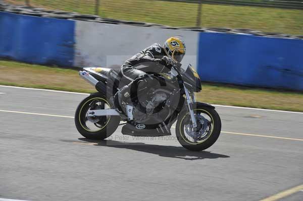 Motorcycle action photographs;Trackday digital images;donington;donington park leicestershire;donington photographs;event digital images;eventdigitalimages;no limits trackday;peter wileman photography;trackday;trackday photos