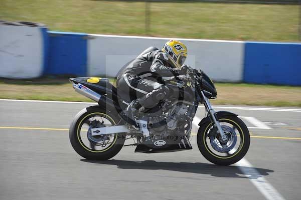 Motorcycle action photographs;Trackday digital images;donington;donington park leicestershire;donington photographs;event digital images;eventdigitalimages;no limits trackday;peter wileman photography;trackday;trackday photos