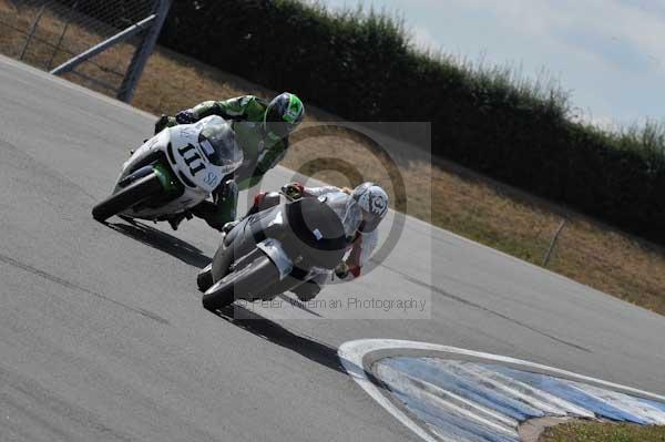 Motorcycle action photographs;Trackday digital images;donington;donington park leicestershire;donington photographs;event digital images;eventdigitalimages;no limits trackday;peter wileman photography;trackday;trackday photos