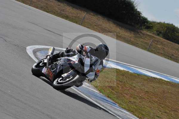 Motorcycle action photographs;Trackday digital images;donington;donington park leicestershire;donington photographs;event digital images;eventdigitalimages;no limits trackday;peter wileman photography;trackday;trackday photos