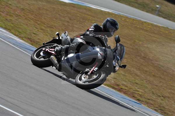 Motorcycle action photographs;Trackday digital images;donington;donington park leicestershire;donington photographs;event digital images;eventdigitalimages;no limits trackday;peter wileman photography;trackday;trackday photos