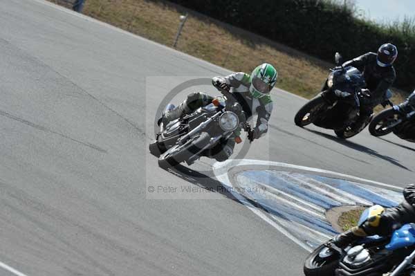 Motorcycle action photographs;Trackday digital images;donington;donington park leicestershire;donington photographs;event digital images;eventdigitalimages;no limits trackday;peter wileman photography;trackday;trackday photos