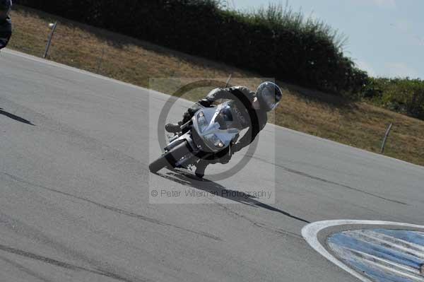 Motorcycle action photographs;Trackday digital images;donington;donington park leicestershire;donington photographs;event digital images;eventdigitalimages;no limits trackday;peter wileman photography;trackday;trackday photos