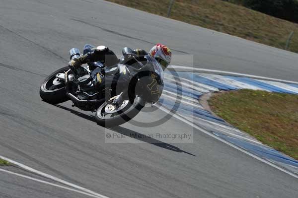 Motorcycle action photographs;Trackday digital images;donington;donington park leicestershire;donington photographs;event digital images;eventdigitalimages;no limits trackday;peter wileman photography;trackday;trackday photos