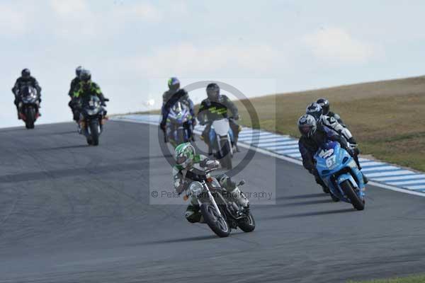 Motorcycle action photographs;Trackday digital images;donington;donington park leicestershire;donington photographs;event digital images;eventdigitalimages;no limits trackday;peter wileman photography;trackday;trackday photos