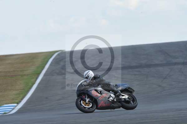 Motorcycle action photographs;Trackday digital images;donington;donington park leicestershire;donington photographs;event digital images;eventdigitalimages;no limits trackday;peter wileman photography;trackday;trackday photos