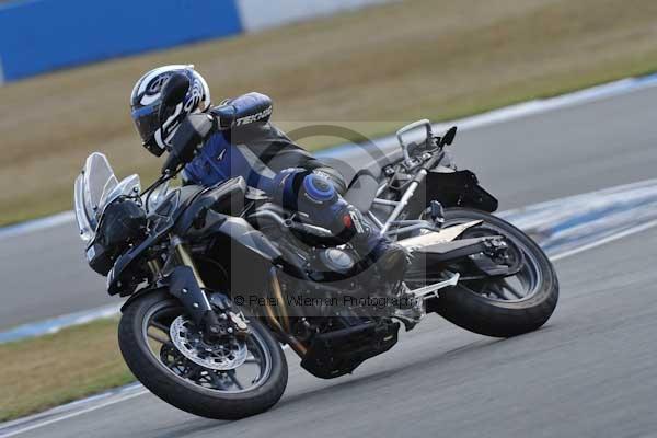 Motorcycle action photographs;Trackday digital images;donington;donington park leicestershire;donington photographs;event digital images;eventdigitalimages;no limits trackday;peter wileman photography;trackday;trackday photos