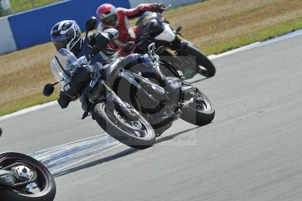 Motorcycle action photographs;Trackday digital images;donington;donington park leicestershire;donington photographs;event digital images;eventdigitalimages;no limits trackday;peter wileman photography;trackday;trackday photos