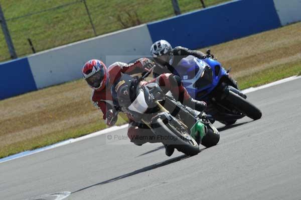 Motorcycle action photographs;Trackday digital images;donington;donington park leicestershire;donington photographs;event digital images;eventdigitalimages;no limits trackday;peter wileman photography;trackday;trackday photos