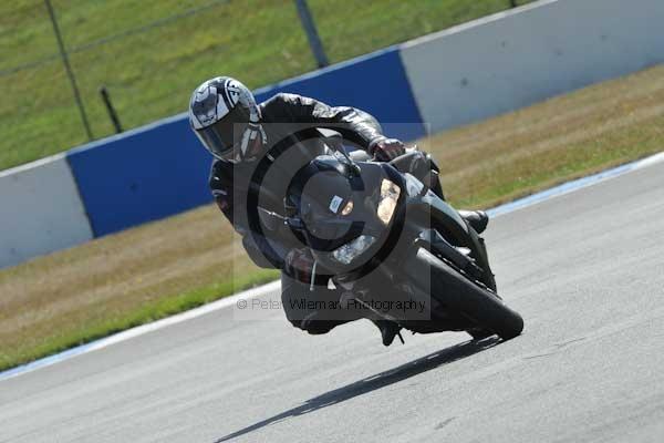 Motorcycle action photographs;Trackday digital images;donington;donington park leicestershire;donington photographs;event digital images;eventdigitalimages;no limits trackday;peter wileman photography;trackday;trackday photos