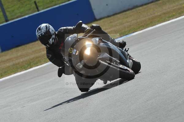 Motorcycle action photographs;Trackday digital images;donington;donington park leicestershire;donington photographs;event digital images;eventdigitalimages;no limits trackday;peter wileman photography;trackday;trackday photos