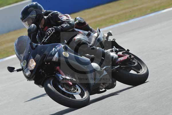 Motorcycle action photographs;Trackday digital images;donington;donington park leicestershire;donington photographs;event digital images;eventdigitalimages;no limits trackday;peter wileman photography;trackday;trackday photos