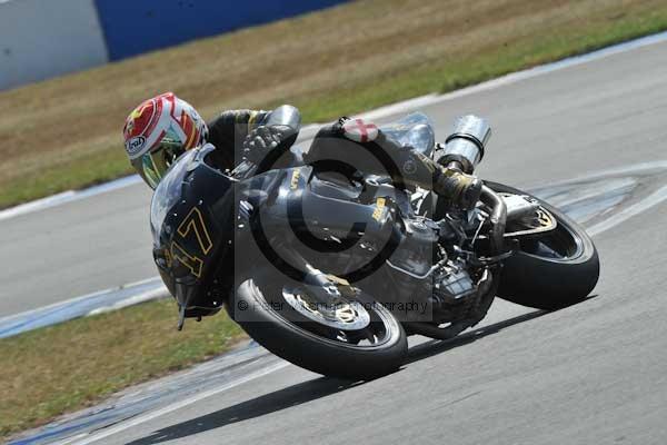 Motorcycle action photographs;Trackday digital images;donington;donington park leicestershire;donington photographs;event digital images;eventdigitalimages;no limits trackday;peter wileman photography;trackday;trackday photos