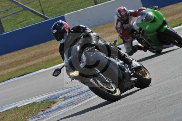 Motorcycle action photographs;Trackday digital images;donington;donington park leicestershire;donington photographs;event digital images;eventdigitalimages;no limits trackday;peter wileman photography;trackday;trackday photos