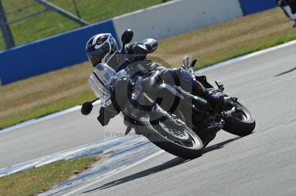 Motorcycle action photographs;Trackday digital images;donington;donington park leicestershire;donington photographs;event digital images;eventdigitalimages;no limits trackday;peter wileman photography;trackday;trackday photos