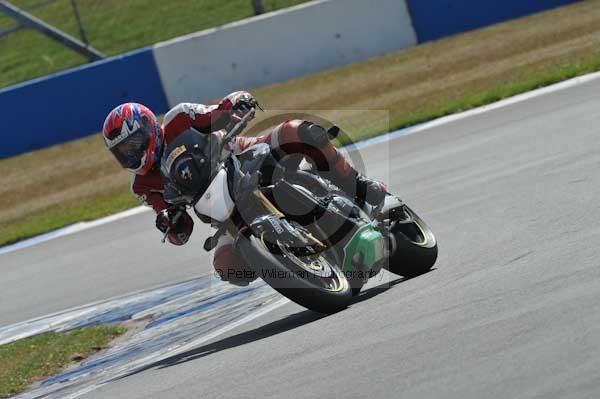 Motorcycle action photographs;Trackday digital images;donington;donington park leicestershire;donington photographs;event digital images;eventdigitalimages;no limits trackday;peter wileman photography;trackday;trackday photos