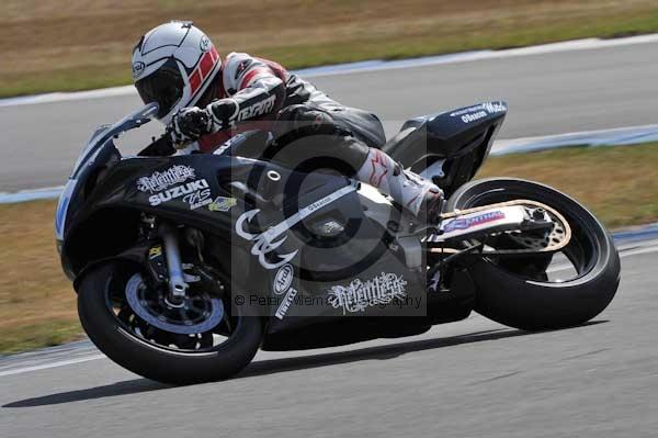 Motorcycle action photographs;Trackday digital images;donington;donington park leicestershire;donington photographs;event digital images;eventdigitalimages;no limits trackday;peter wileman photography;trackday;trackday photos