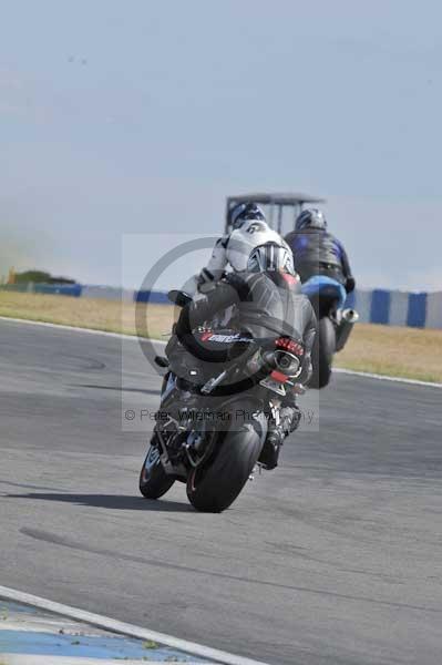 Motorcycle action photographs;Trackday digital images;donington;donington park leicestershire;donington photographs;event digital images;eventdigitalimages;no limits trackday;peter wileman photography;trackday;trackday photos