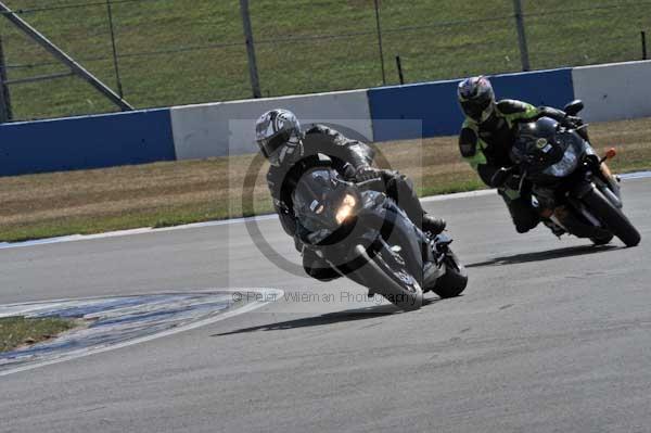 Motorcycle action photographs;Trackday digital images;donington;donington park leicestershire;donington photographs;event digital images;eventdigitalimages;no limits trackday;peter wileman photography;trackday;trackday photos