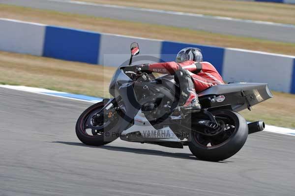 Motorcycle action photographs;Trackday digital images;donington;donington park leicestershire;donington photographs;event digital images;eventdigitalimages;no limits trackday;peter wileman photography;trackday;trackday photos