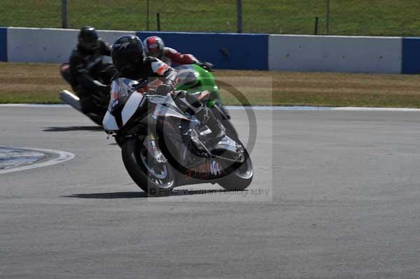 Motorcycle action photographs;Trackday digital images;donington;donington park leicestershire;donington photographs;event digital images;eventdigitalimages;no limits trackday;peter wileman photography;trackday;trackday photos