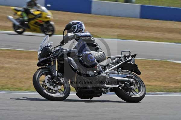 Motorcycle action photographs;Trackday digital images;donington;donington park leicestershire;donington photographs;event digital images;eventdigitalimages;no limits trackday;peter wileman photography;trackday;trackday photos