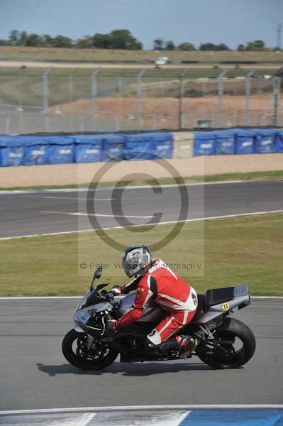 Motorcycle action photographs;Trackday digital images;donington;donington park leicestershire;donington photographs;event digital images;eventdigitalimages;no limits trackday;peter wileman photography;trackday;trackday photos