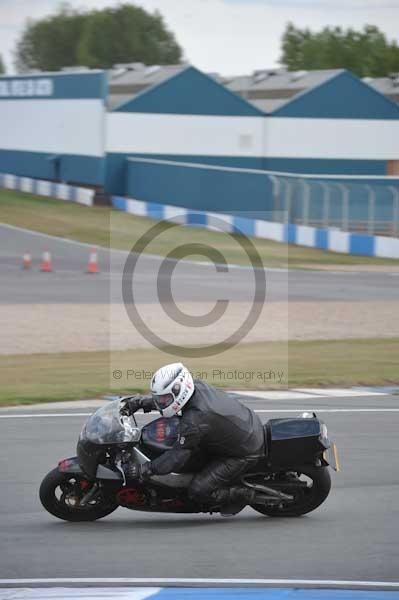 Motorcycle action photographs;Trackday digital images;donington;donington park leicestershire;donington photographs;event digital images;eventdigitalimages;no limits trackday;peter wileman photography;trackday;trackday photos