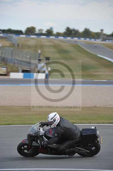 Motorcycle action photographs;Trackday digital images;donington;donington park leicestershire;donington photographs;event digital images;eventdigitalimages;no limits trackday;peter wileman photography;trackday;trackday photos