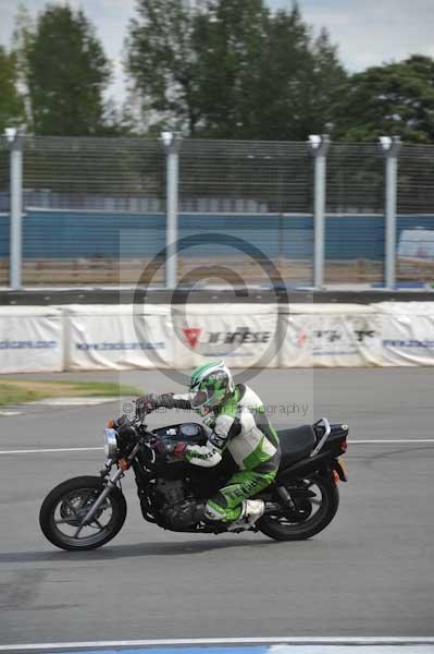 Motorcycle action photographs;Trackday digital images;donington;donington park leicestershire;donington photographs;event digital images;eventdigitalimages;no limits trackday;peter wileman photography;trackday;trackday photos