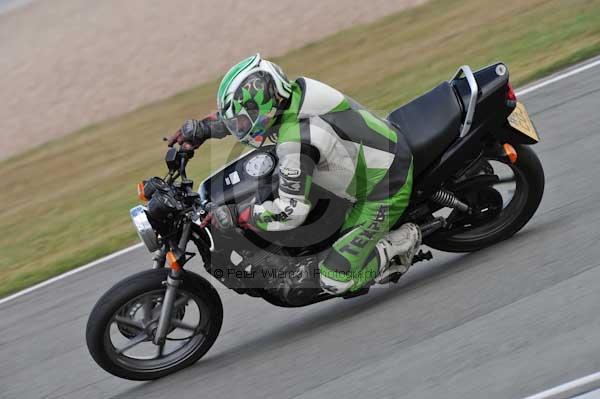 Motorcycle action photographs;Trackday digital images;donington;donington park leicestershire;donington photographs;event digital images;eventdigitalimages;no limits trackday;peter wileman photography;trackday;trackday photos