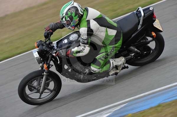 Motorcycle action photographs;Trackday digital images;donington;donington park leicestershire;donington photographs;event digital images;eventdigitalimages;no limits trackday;peter wileman photography;trackday;trackday photos