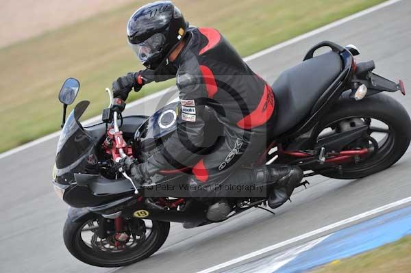 Motorcycle action photographs;Trackday digital images;donington;donington park leicestershire;donington photographs;event digital images;eventdigitalimages;no limits trackday;peter wileman photography;trackday;trackday photos